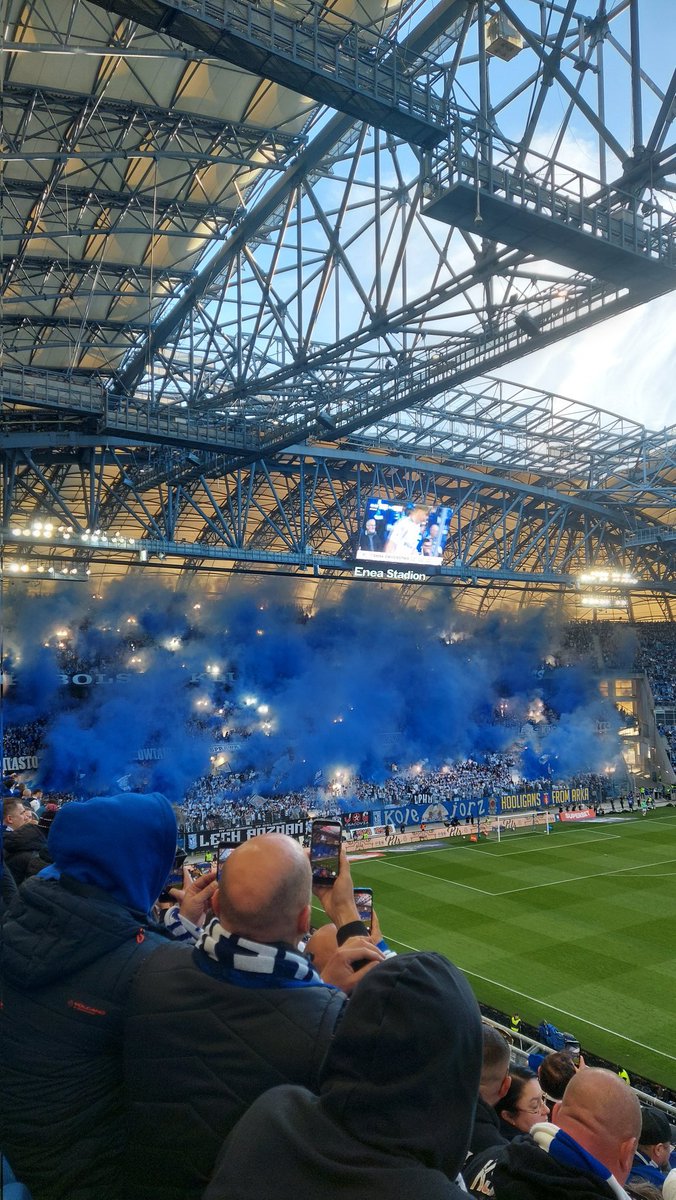 Lech Poznań France 🇨🇵 tweet media
