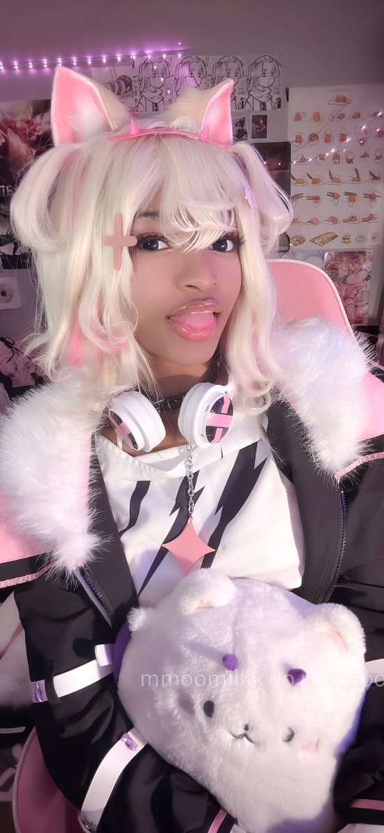 milk🤍🔪🐾 tweet media