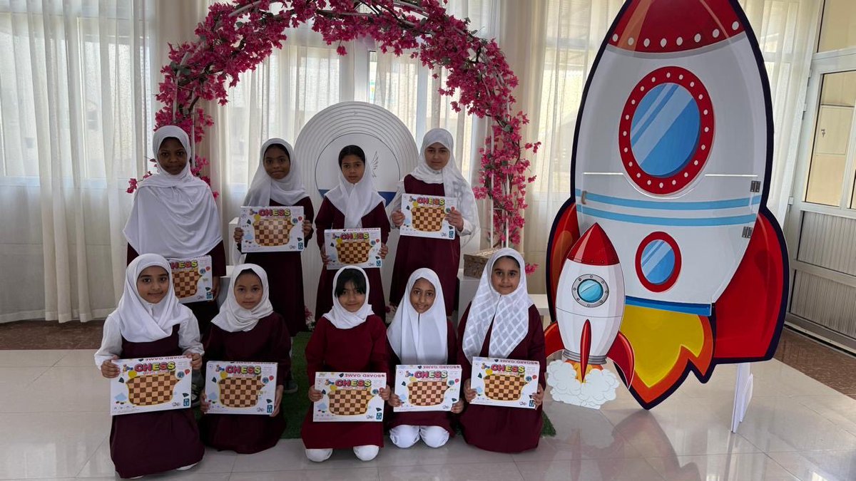 EduGovSbt3332's tweet photo. كرمت الاستاذه أسماء البلوشية والاستاذه فاطمة النوفلية الطلاب الفائزين ضمن المبادرة الأخلاقيه 

مبادرة (نشارك-ننجز-نلتزم)

 #فعاليات_تعليمية_جنوب_الباطنة https://t.co/IoNkxcjWN0
