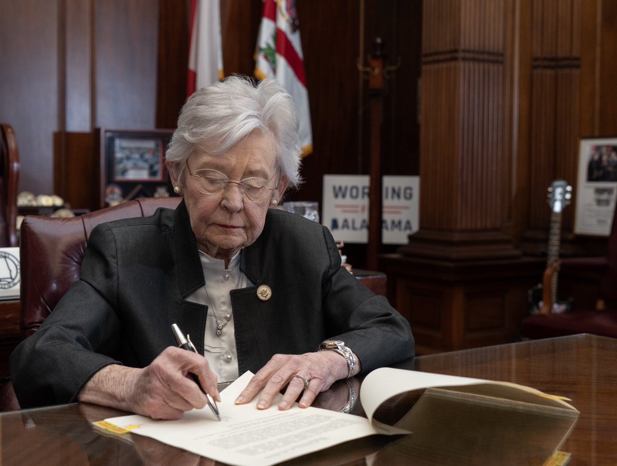 Governor Kay Ivey tweet media