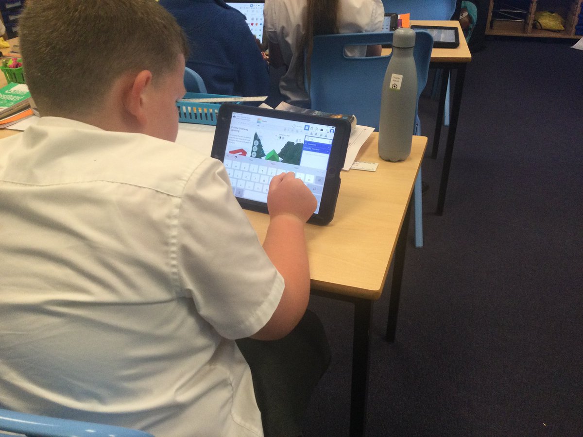 MissDDabb's tweet photo. This term we have been exploring computing through CAD 💻🦦 https://t.co/3xFOWmU0Dm
