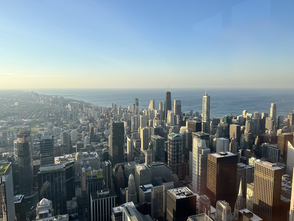 smiffmo's tweet photo. Beautiful view of Chicago this morning. https://t.co/0QdNOu6SSM