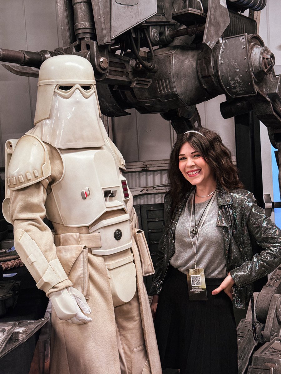 acrossthestars's tweet photo. Thank you sooo much to @starwars for inviting me and my husband out to see one of the sets of #TheMandalorianandGrogu along with props from the film and several other #StarWars movies and series, and an up close look at new merchandise from my favorite brands. I CRIED!!! https://t.co/SixcYZvyGR