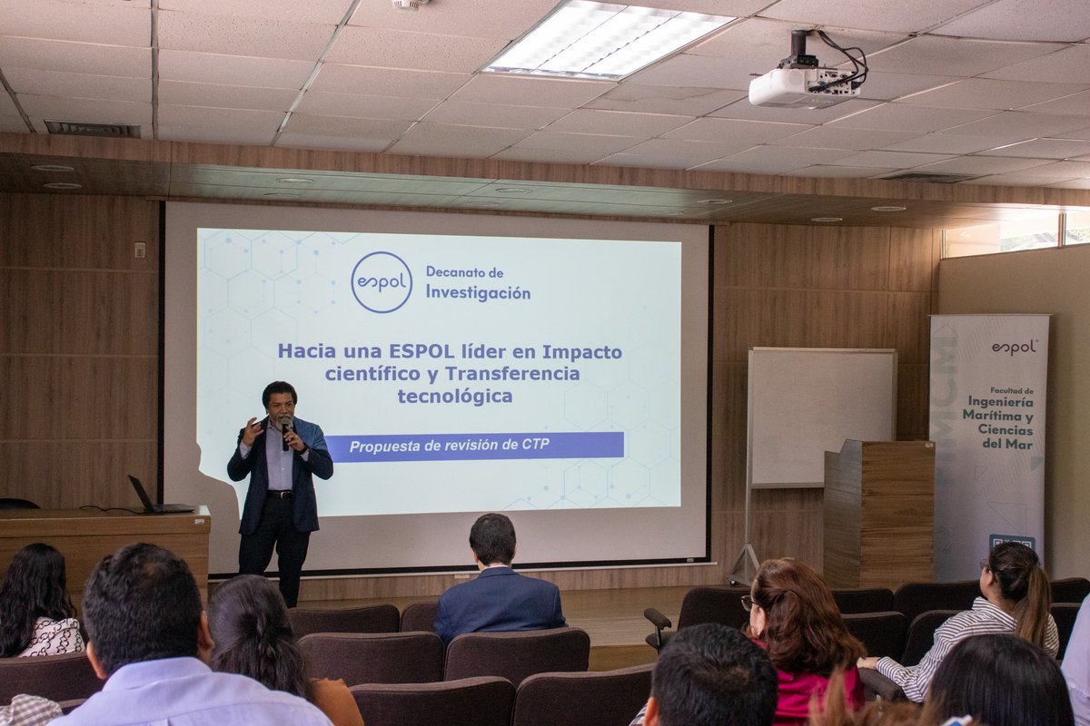 OtriESPOL's tweet photo. 📊✨ Junto al Vicerrector de I+D+i, el Decano de Investigación y la OTRI, compartimos con las unidades académicas los indicadores de innovación y el CTP investigación de la ESPOL, promoviendo el diálogo con profesores para impulsar la mejora continua y analizar nuevas propuestas. https://t.co/o57x69DbNi