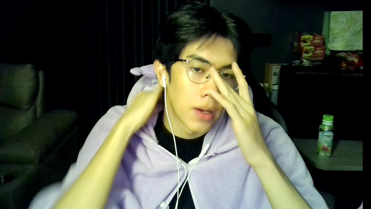 หลอกกันทำไม