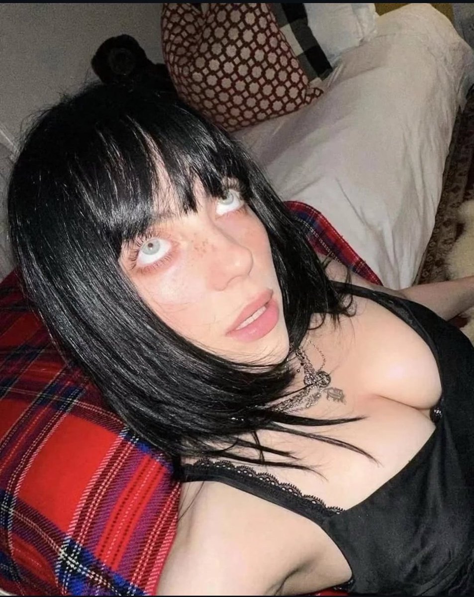 billie eilish source tweet media