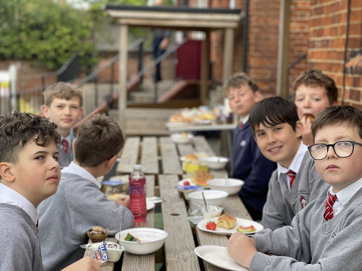 FinchingfieldSt's tweet photo. Day 2 of Year 6 SATs! 📚✨Today was the Reading paper and we could not be more proud of the positive attitude the children have shown. A huge thank you to Mrs Russell for another fantastic breakfast this morning, the continental spread was a wonderful start to the day! 🥐🍓 https://t.co/FBFSchsERG