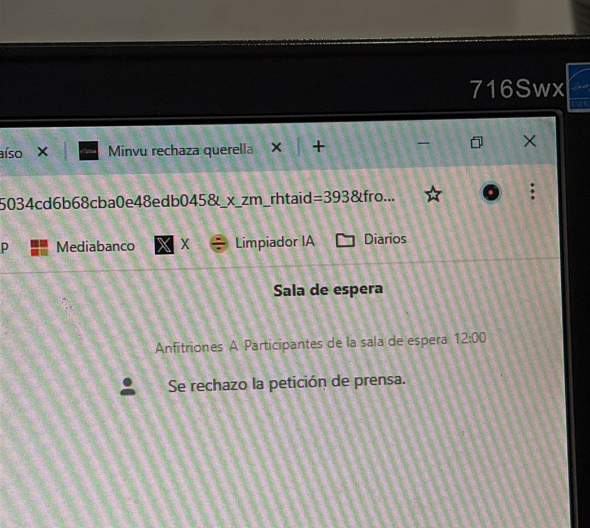 KarimAguirree's tweet photo. Toda la prensa queda fuera del control de los detenidos por la presunta agresión al Diputado PDG Javier Olivares en Olmué.

Esto tras la solicitud del querellante por parte del parlamentario y la defensa de los acusados. https://t.co/4BDTBVsYnF