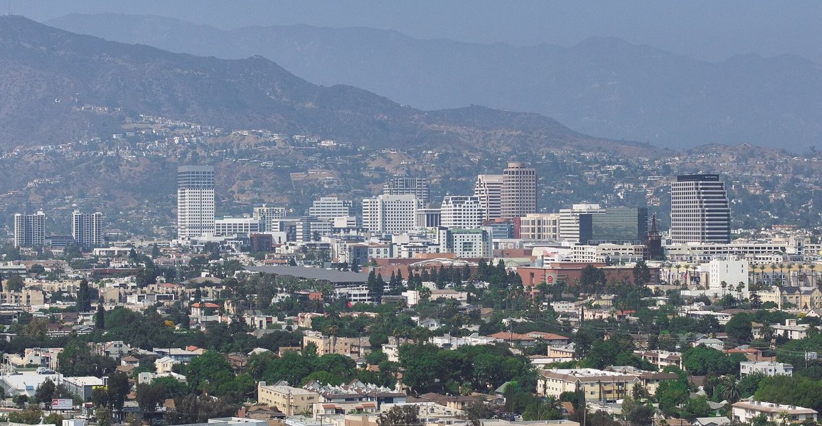 laproptymngmt's tweet photo. Glendale landlords — tired of juggling repairs &amp; rent collection? Let @LAPMG take the stress off your plate! We’ve got your Glendale rental covered: https://t.co/yNRYJnRIEE

#Glendale #PropertyManagement #LosAngeles https://t.co/kTgGfJ96gi