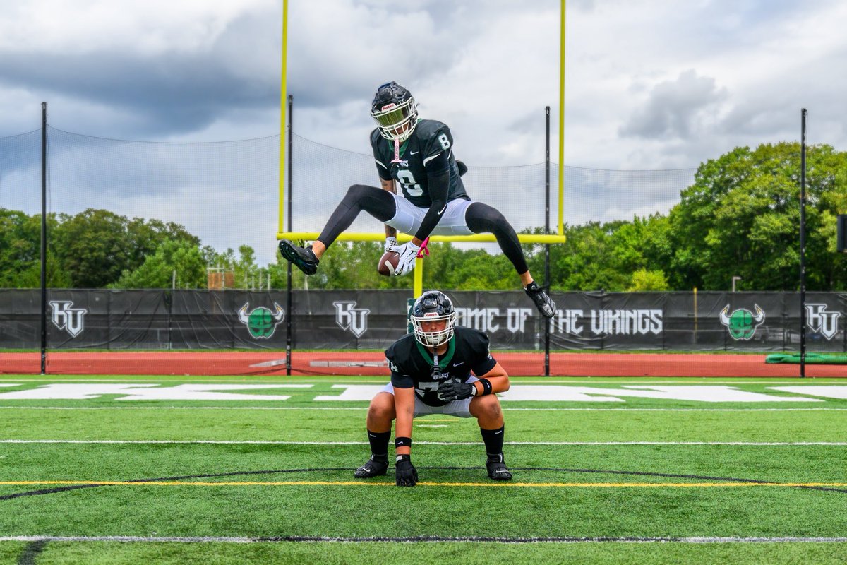 Damien8Santiago's tweet photo. Updated Best Career JUCO Highlights‼️
6”4 215lbs WR that LOVES TO BLOCK‼️
#1 In Yards and Yards per Game for D3 JUCO‼️
#2 In Receptions and Yards per catch‼️
Top 5 Yards in all of JUCO 25/26 Season‼️
Best Blocking JUCO WR Available with very reliable hands‼️ 1 D1 🅾️
@CoachDamonWare @coachdonwjones @CoachRathka52 @CoachSesay @HVCCFootball