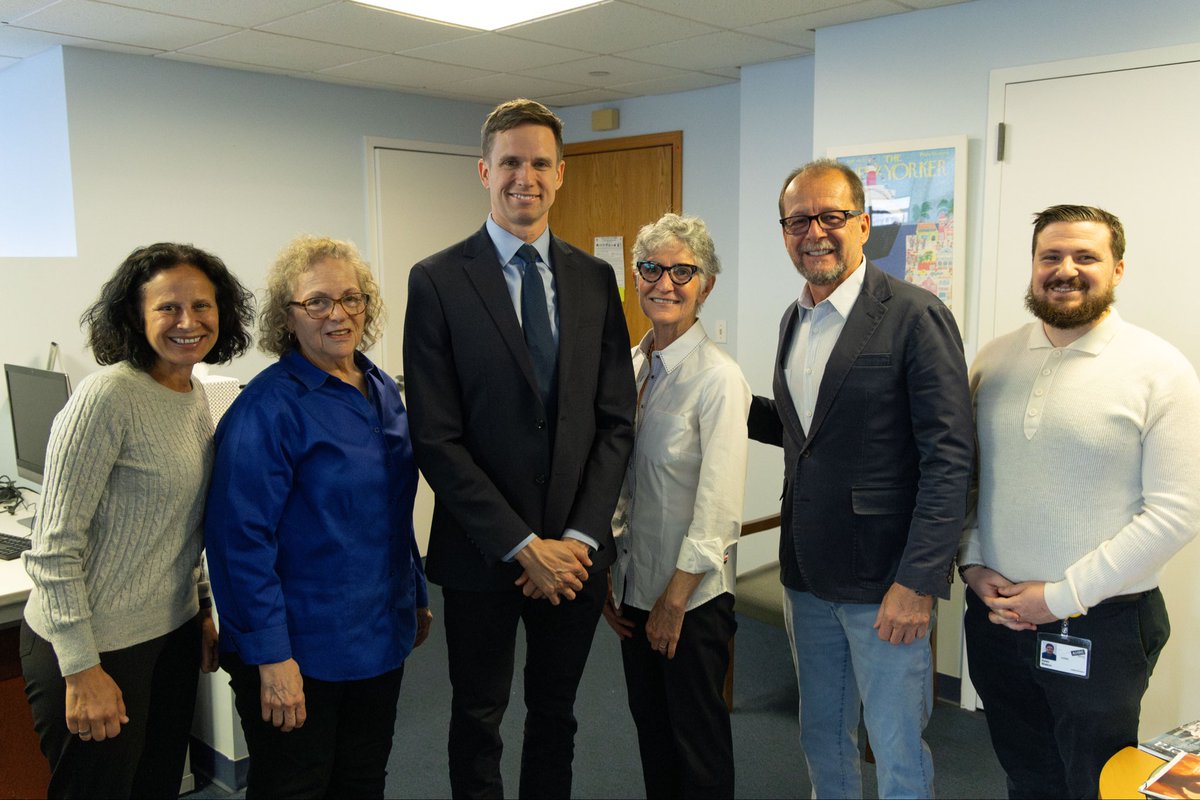 AHRCNYC's tweet photo. Thank you to Senator @ebottcher for meeting with us in-person at his district office in Chelsea. https://t.co/b7V32JM6Yn