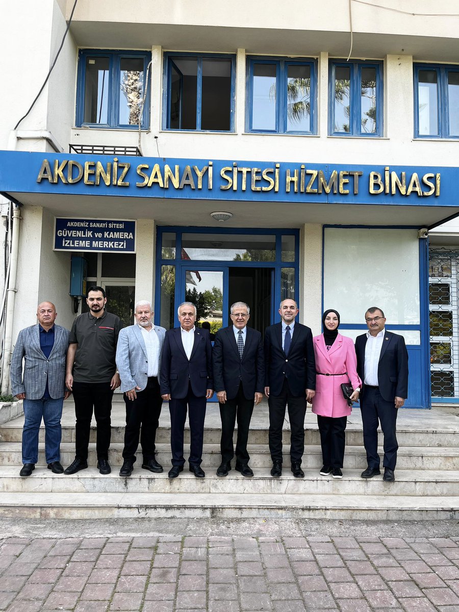 avyunusgunal's tweet photo. Antalya Sanayi Sitesi Kooperatifi Genel Kurulu’nda güven tazeleyen Mehmet Öztürk’ü meclis üyelerimiz ve Durali Kolpak başkanımız ile birlikte ziyaret ettik, çalışmalarında başarılar diledik. https://t.co/BLhwIFNMNe
