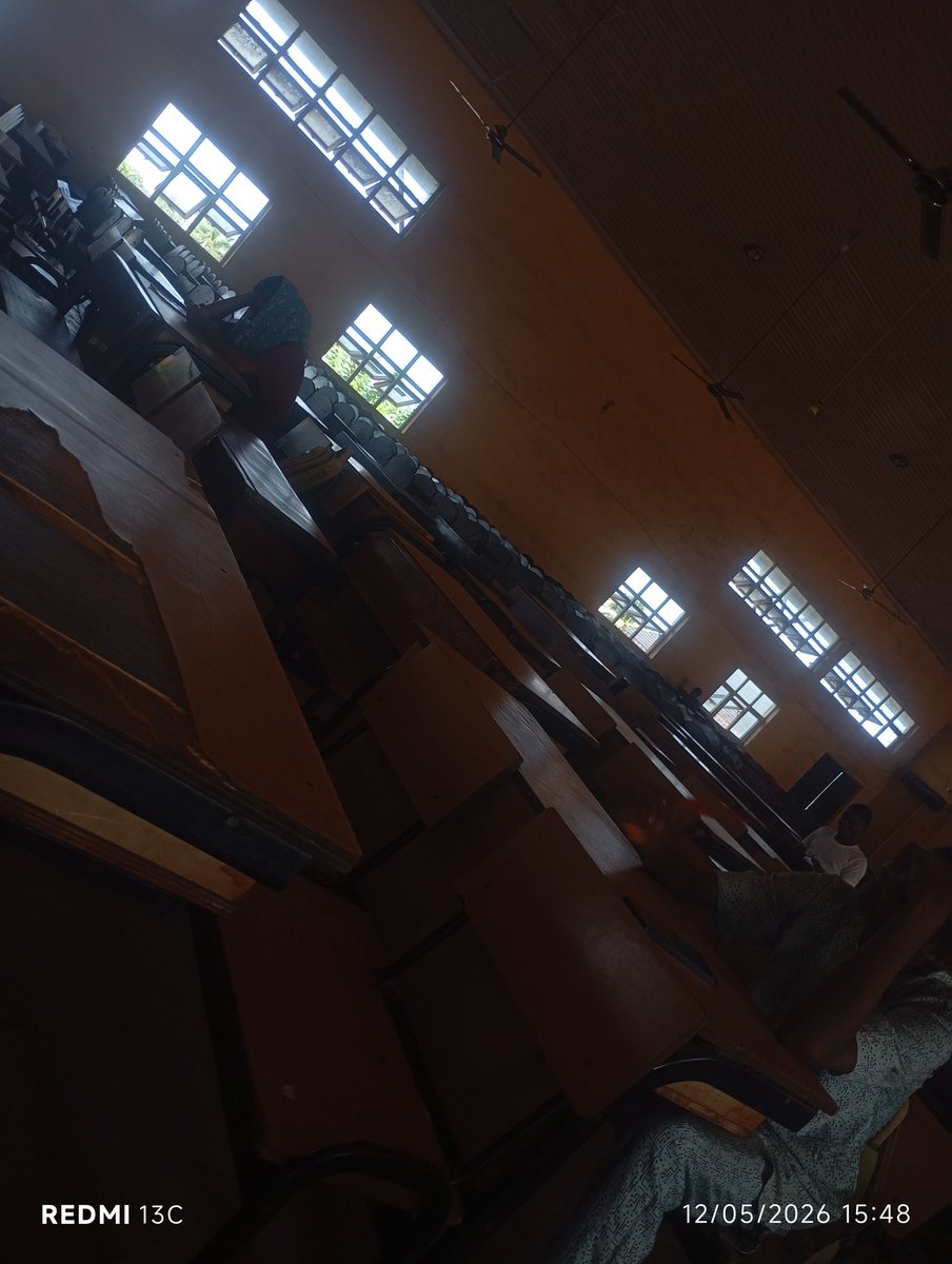 Yapwiz's tweet photo. Student to student 🖤
Nothing hurts more than seeing "CLASS CANCELLED" notis 🔔 right after stepping off the bus. Transport money gone💸.Traffic survived.
Now I’m just here with a degree in wasting time. 🤡💸
#StudentLife #CommuterProblems #UniUpdate #Pain https://t.co/GxVTtRGopJ