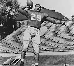 mluksan's tweet photo. @Super70sSports Jonny Bright, Drake University https://t.co/zZhftTj6sr