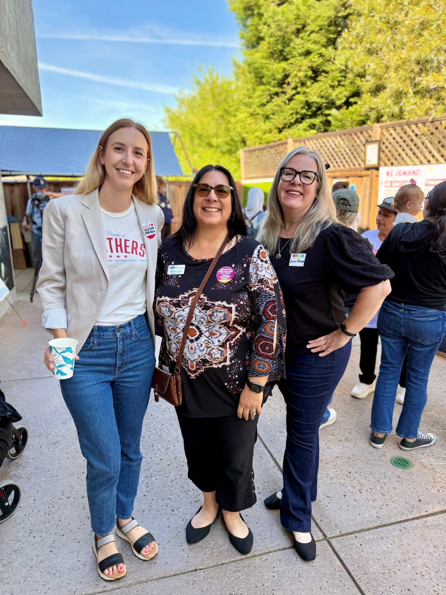 First5CoCo's tweet photo. Yesterday, we were proud to stand alongside educators, families, and community leaders at the 5th Annual #DayWithoutChildcare.

The conversations were powerful, urgent, and centered around universal access to affordable, high-quality child care and thriving wages for providers. https://t.co/wo4VSNM3lK