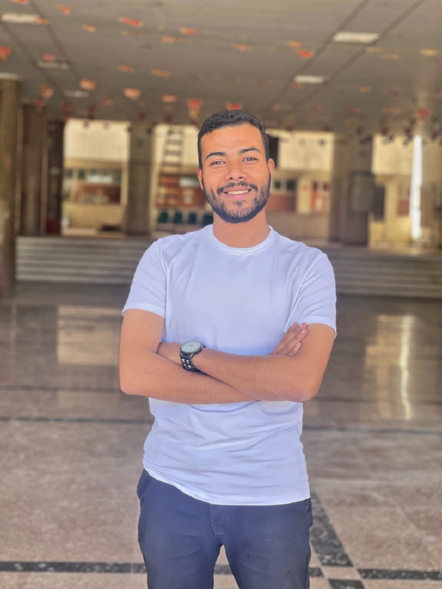 mo7amed__esmail's tweet photo. 🌕🤍🍟 https://t.co/fLioHdbLhV