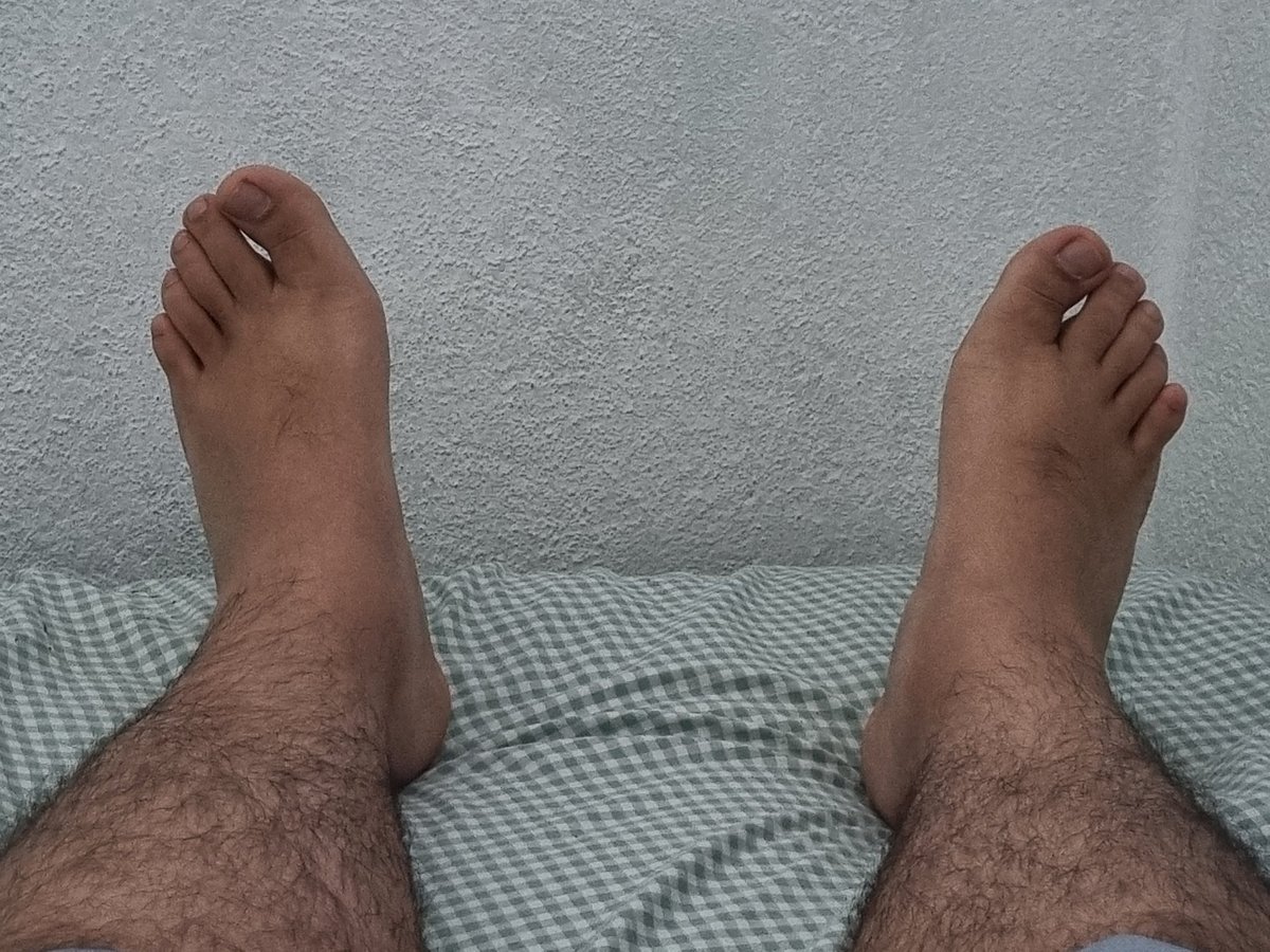 alele312's tweet photo. Donde te los pongo 👀🫣
#footfetısh https://t.co/lgFjkajRqK