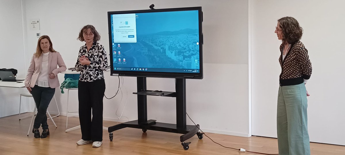 lourdesmunoz's tweet photo. Avui al #CareCityLab de @matarocat amb @iopendatabcn   desenvolupem una Datató sobre atenció a la gent gran i envelliment actiu, oberta per @lsunyol.
🚀Perque les eines del #datalabmayores són utils per a les entitats /organitzacions  que treballen per l'envelliment saludable https://t.co/zR9gxBDtr4
