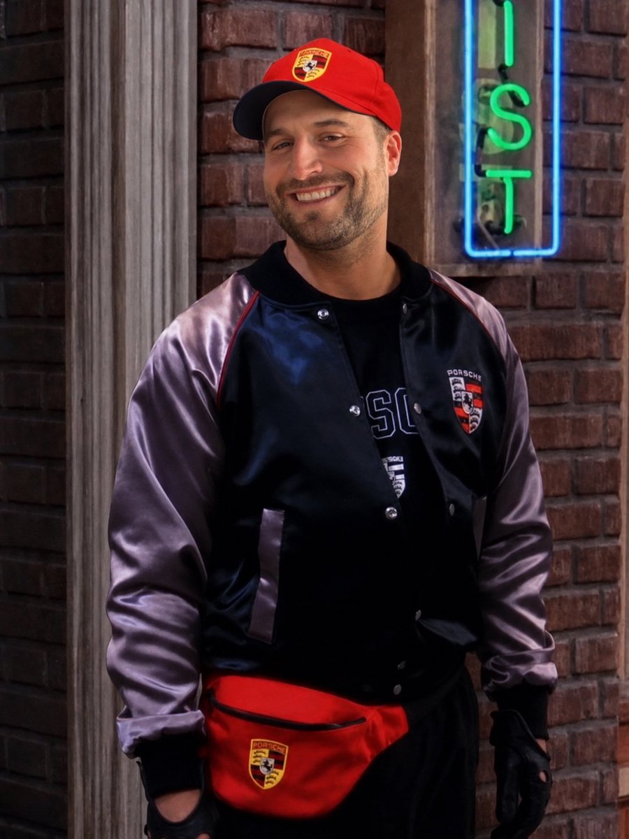 Golf_n_Things's tweet photo. @RobbyBerger bob after he leaves the Porche dealership gift shop https://t.co/bOIDzeXvLQ