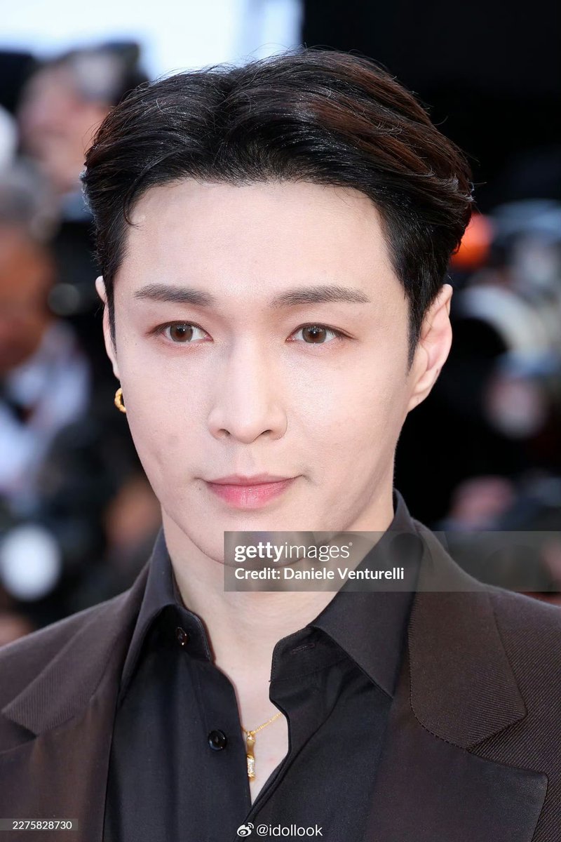zyxiiing1007's tweet photo. My Handsome man #LAY_Cannes2026 @layzhang https://t.co/dveviBr97b