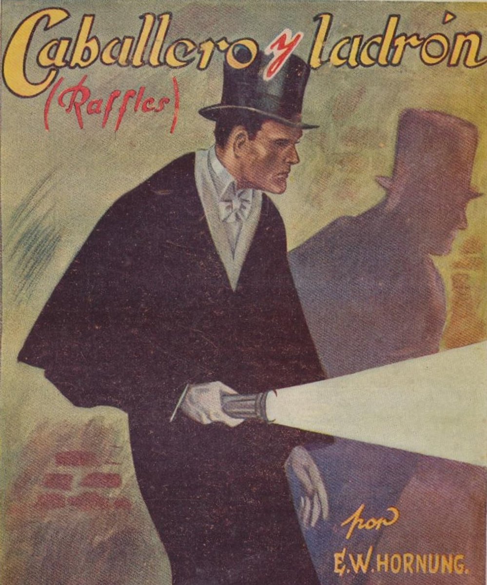 HistoriasLitera's tweet photo. E. W. Hornung era el cuñado de Arthur Conan Doyle, pero además, fue el creador del personaje de Raffles: un caballero ladrón.

Raffles tiene muchas de las características de Sherlock Holmes, pero empleadas para el delito. Posee un gran ingenio, es un maestro del disfraz y como Holmes, tiene un compañero que narra sus historias: Harry "Bunny" Manders.

A su vez, cuando el editor Pierre Lafitte le encarga una nueva novela a Maurice Leblanc, le pide la creación de un personaje inspirado en Raffles.

Leblanc creará el personaje de Arsène Lupin, caballero ladrón, personaje con varias coincidencias con su inspiración, Raffles.

Lupin, en una de sus más famosas aventuras, se enfrentará contra "Herlock Sholmes", con lo que cerramos el círculo.

¿Han leído las historias de alguno de estos "caballeros ladrones"?