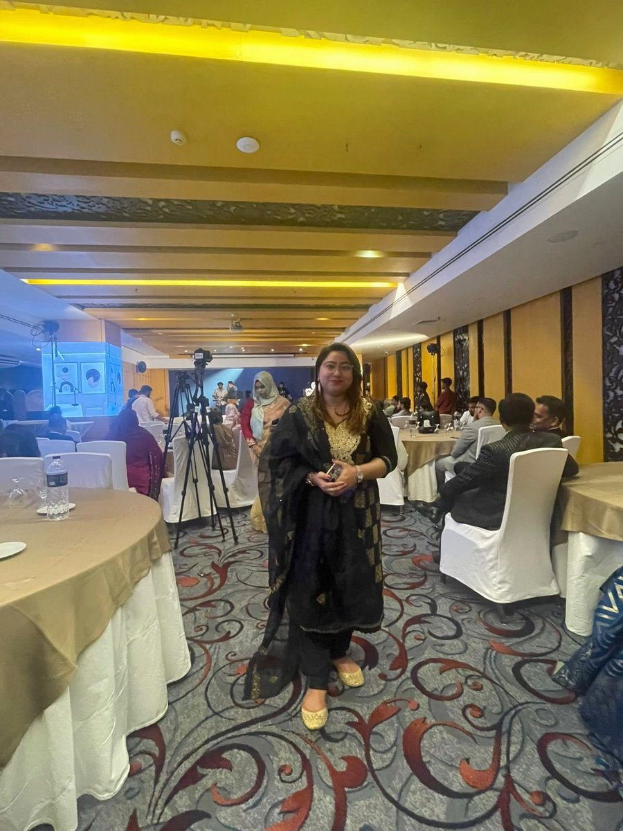 Isponthaurmi9's tweet photo. Wellness Studio Grand Launch at Amari Dhaka ✨ Aesthetic &amp; Dental Gala Night | Ispontha Urmi #WellnessStudio #AestheticDental #GrandLaunch #AmariDhaka #DhakaEvent #Banani #LuxuryEvent #DentalCare #AestheticClinic #BeautyCare #GalaNight #DhakaLifestyle #ContentCreator https://t.co/8KSjarfawg