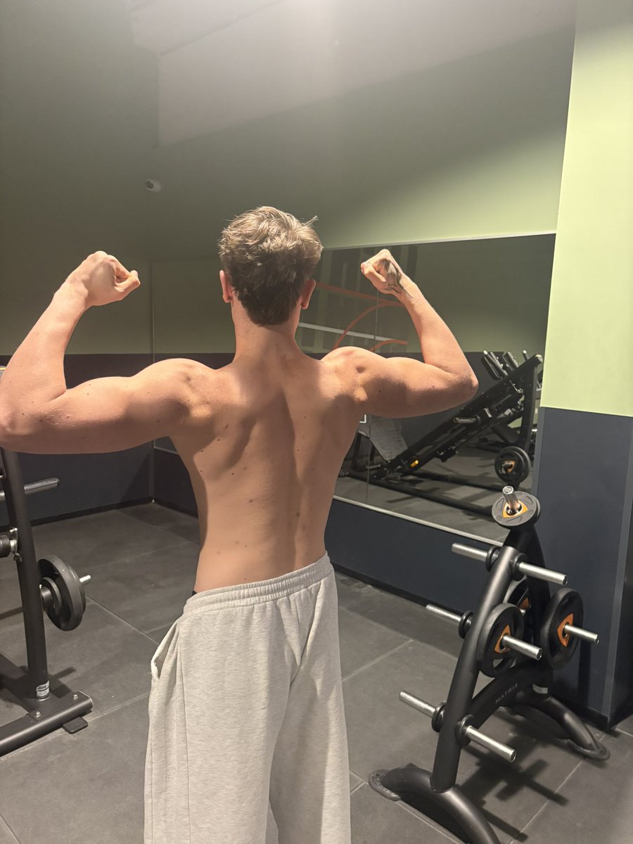 Lucas tweet media