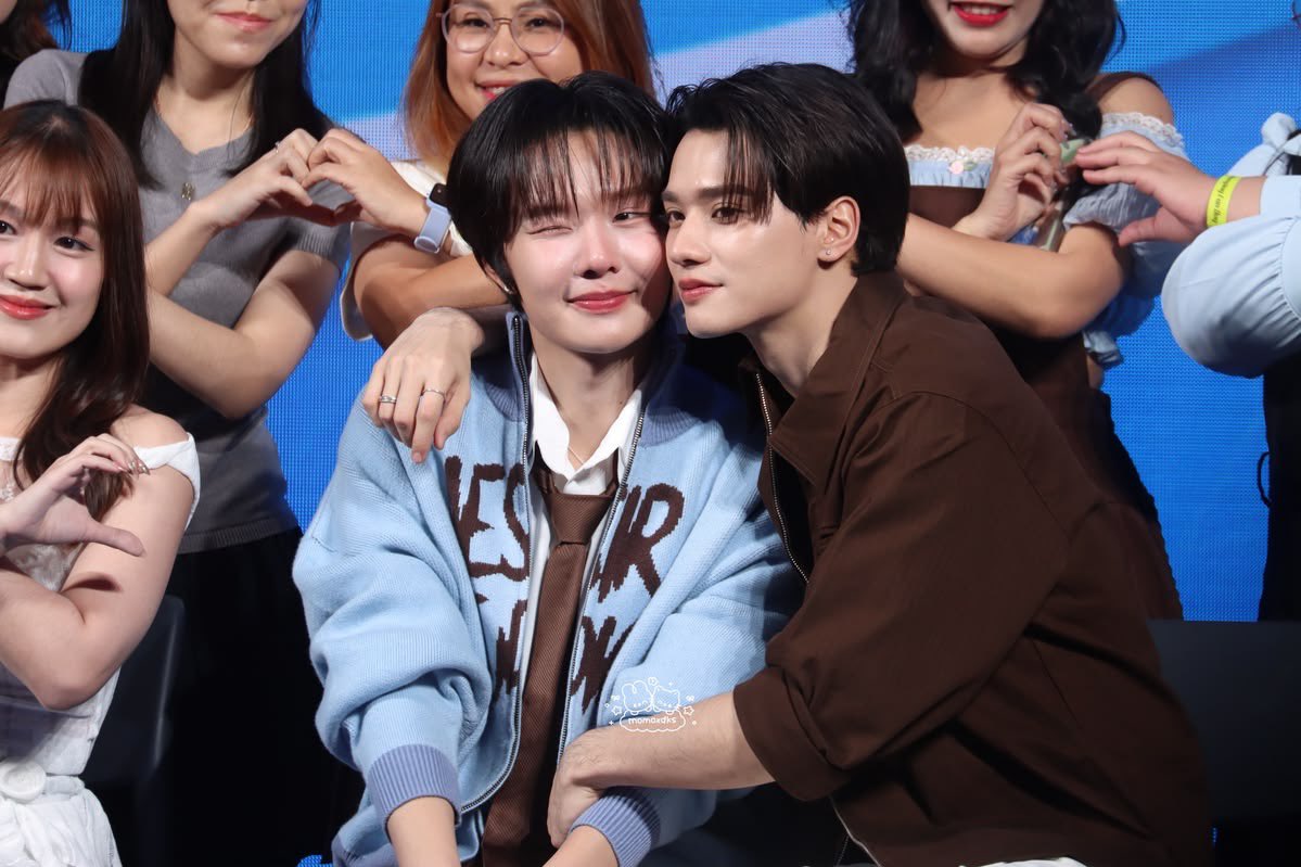 mochi (rest) tweet media