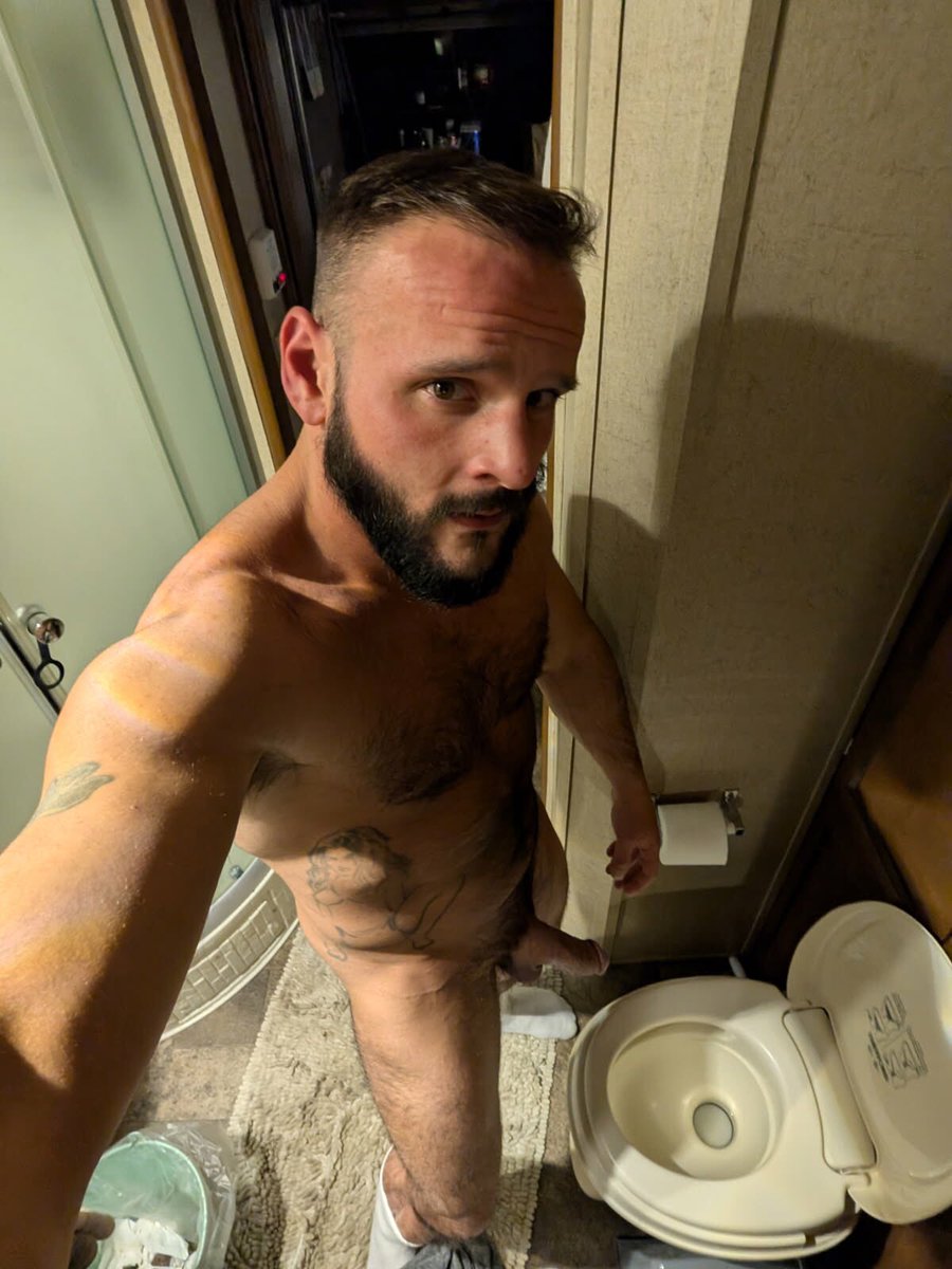 Listentodaddy36's tweet photo. You want to get dirty with Daddy ? 
#daddy #handsome #hairyjock #MuscleCheck #musclemonday #muscleart #BeardedMan #contentcreator #onlyfansfitness #OnlyFans https://t.co/e95TwUFmcR