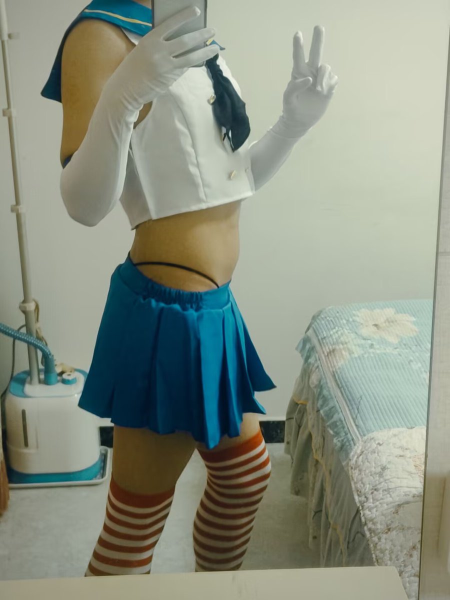GhSIbXlO7586725's tweet photo. 岛风的衣服和羊角球（
#Shimakaze #Inflatable #femboy #looner #hopperball https://t.co/RicxeGVVYX
