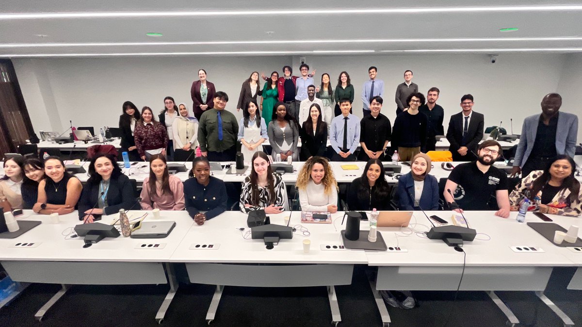 TerezaKasaeva's tweet photo. Inspired to meet @IFMSA delegates at @WHO ahead of #WHA79. Young medical students are shaping the future of global health through advocacy, innovation &amp; leadership. We discussed how we can ramp up the fight against #TB, #HIV, #hepatitis &amp; #STIs through @WHO's 1+1 Youth Initiative https://t.co/jhznZt1IGZ