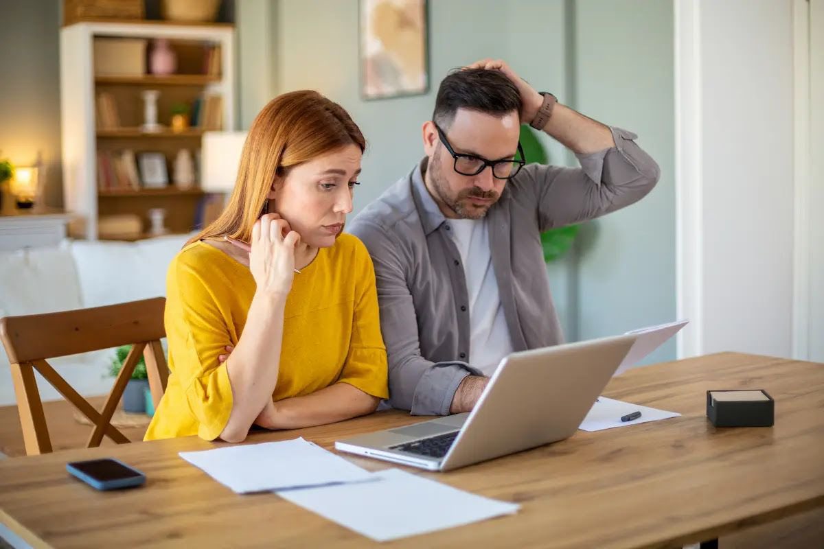 RMAssessors's tweet photo. 🔍 El control fiscal en el sector immobiliari ha canviat. I molt.

El 2026, Hisenda no només inspecciona més: inspecciona millor. La digitalització i el creuament de dades permeten detectar incoherències amb una rapidesa sense precedents. 👇 https://t.co/uhZtRjj00C