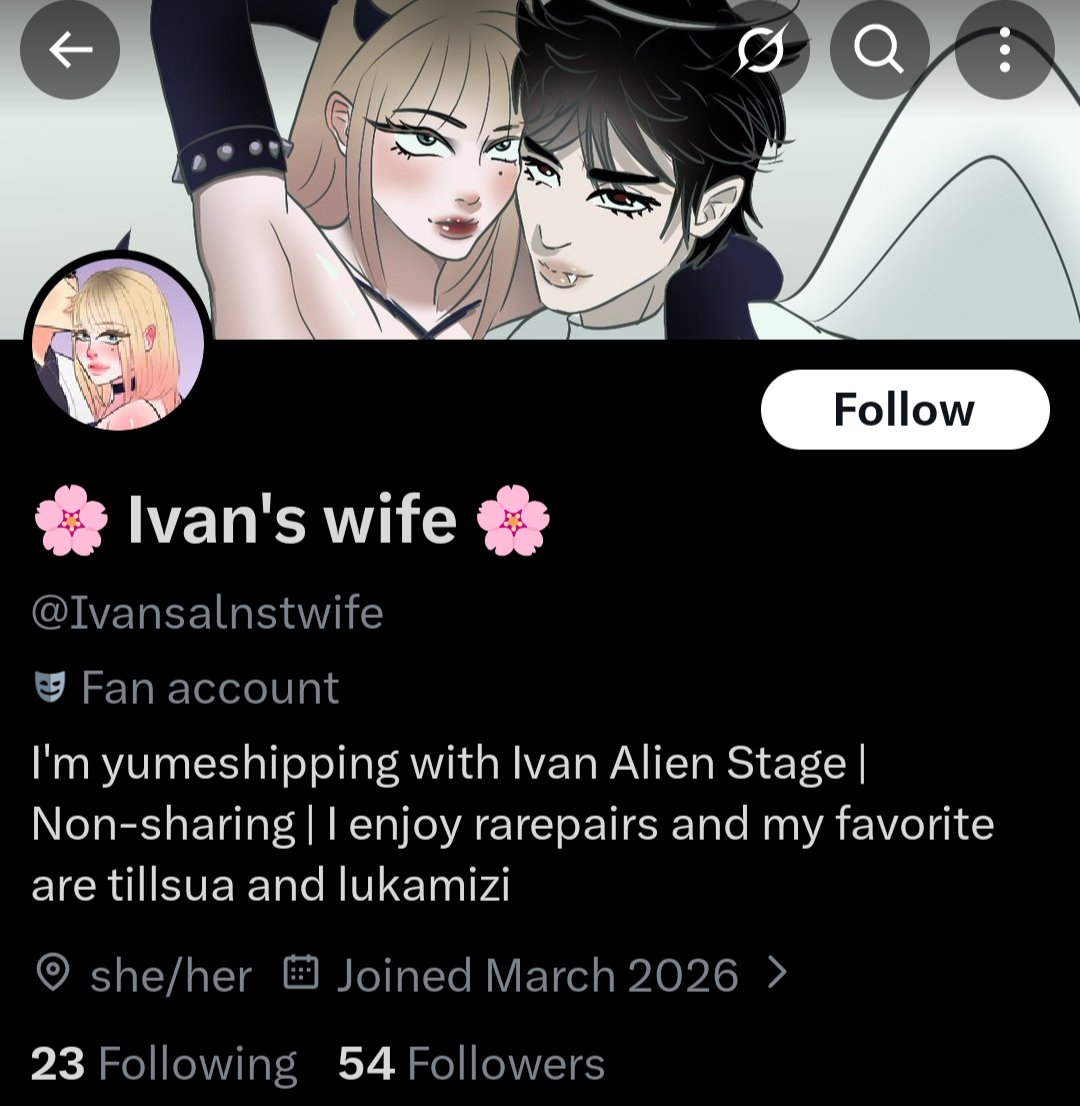 Puncakei1's tweet photo. man if you want a het rarepair hyutill is right there why are you bringing lesbians into this and making the most bullshit pairings??? this is killing me https://t.co/29ks6XPJTq