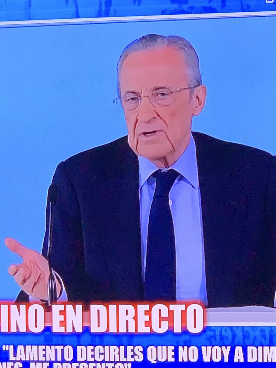 macobe7's tweet photo. Florentino Pérez: Me doy de baja del ABC (no de la ACB) https://t.co/SXDEkTfAkp