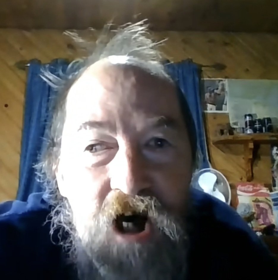 John LA tweet media