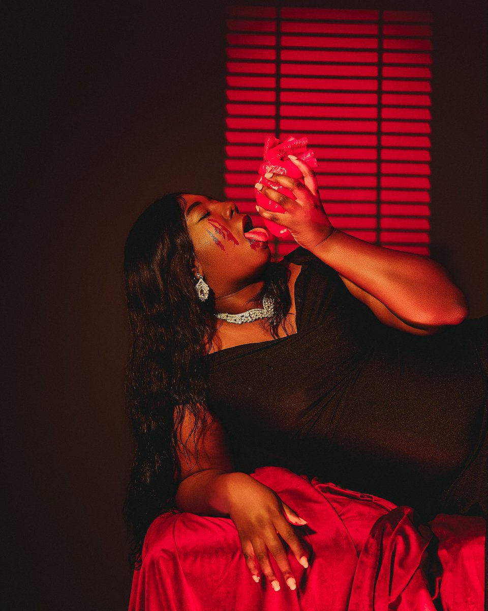 Akasha Wilson tweet media