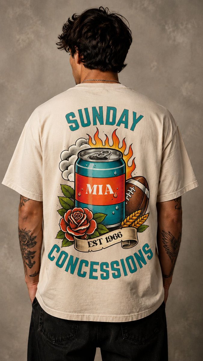 SUNConcessions's tweet photo. Your new favorite NFL merch just dropped. We've got gear for EVERY team! Check it out at https://t.co/ZJ40VyVuAP (link also in bio). Become a member to save even more!
#nfl #commanders #bears #packers #dolphins https://t.co/zJoPCCNCQu