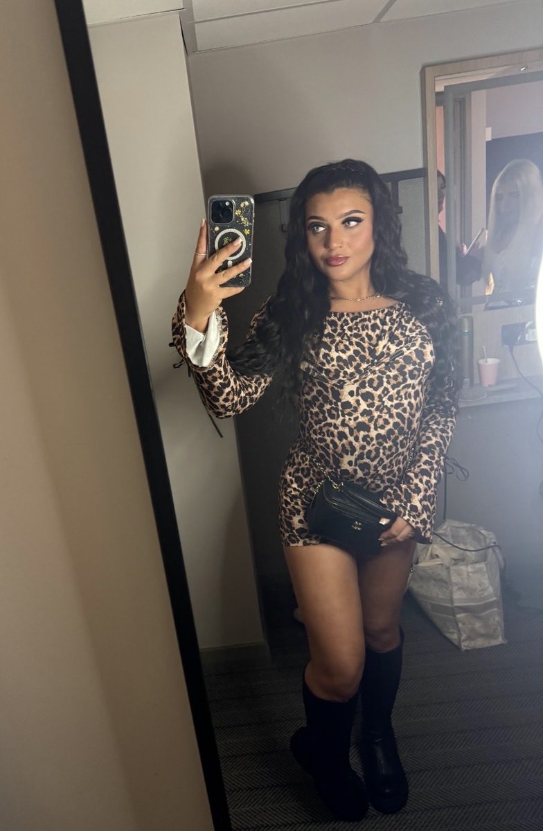 Becca Taylor tweet media