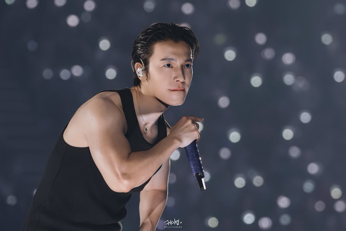 dollyhaesss's tweet photo. SJ-CORE in Seoul 

#동해 #DONGHAE
#슈퍼주니어 #SUPERJUNIOR https://t.co/0aivuj1p21