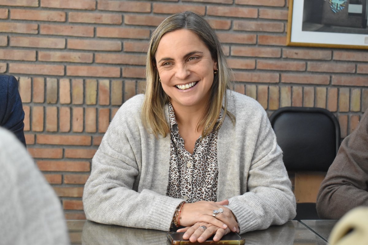 DiputadosMza's tweet photo. #Comisiones
La comisión de Ambiente y Recursos Hídricos eligió sus autoridades

Mantuvo su reunión constitutiva en la que se procedió a designar a la diputada Érica Pulido (UCR), como presidenta, y a Stella Huczak (PRO), como secretaria.

Nota
https://t.co/6AobiO7L2a https://t.co/sMBebPDv17