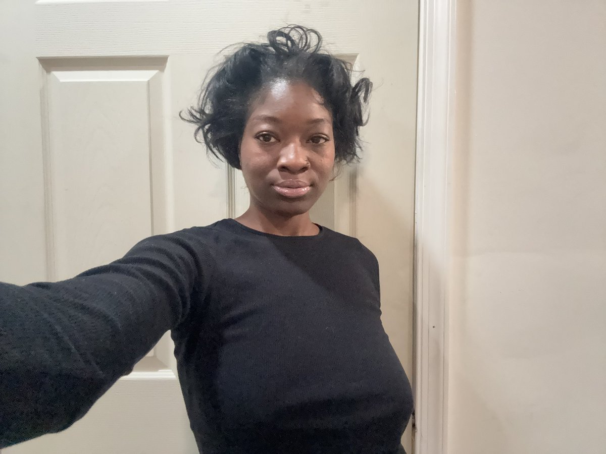 Goddess_bossyy's tweet photo. I look pretty, but  it can get real scary.

Sadistic mean bully bratty Domme pro dominatrix paypig Goddess worship https://t.co/ILD4vseKJE