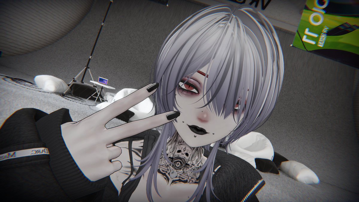 ruchan_VRChat's tweet photo. 昔のデータなくなったから1から改変中 https://t.co/GA8cOBvuuB