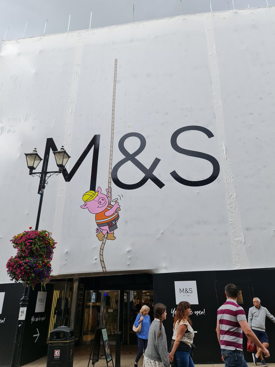 phillipmichaeld's tweet photo. @EarloftheShire @marksandspencer Have they not got Percy to help them out? They had him on duty at Lincoln in 2023... https://t.co/X6SZ8SffKZ