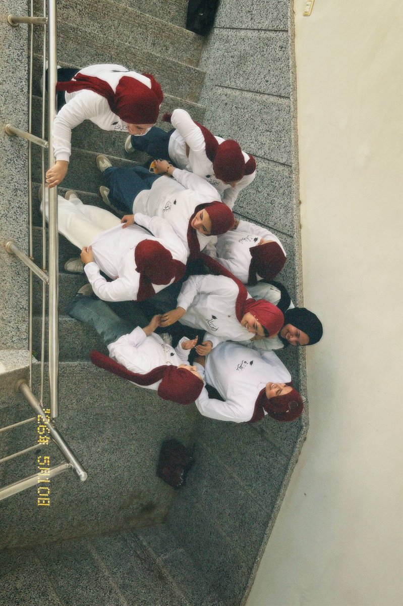 its_SHYMAA's tweet photo. random pic, unforgettable chapter 🎓 https://t.co/Tm5cva58nC
