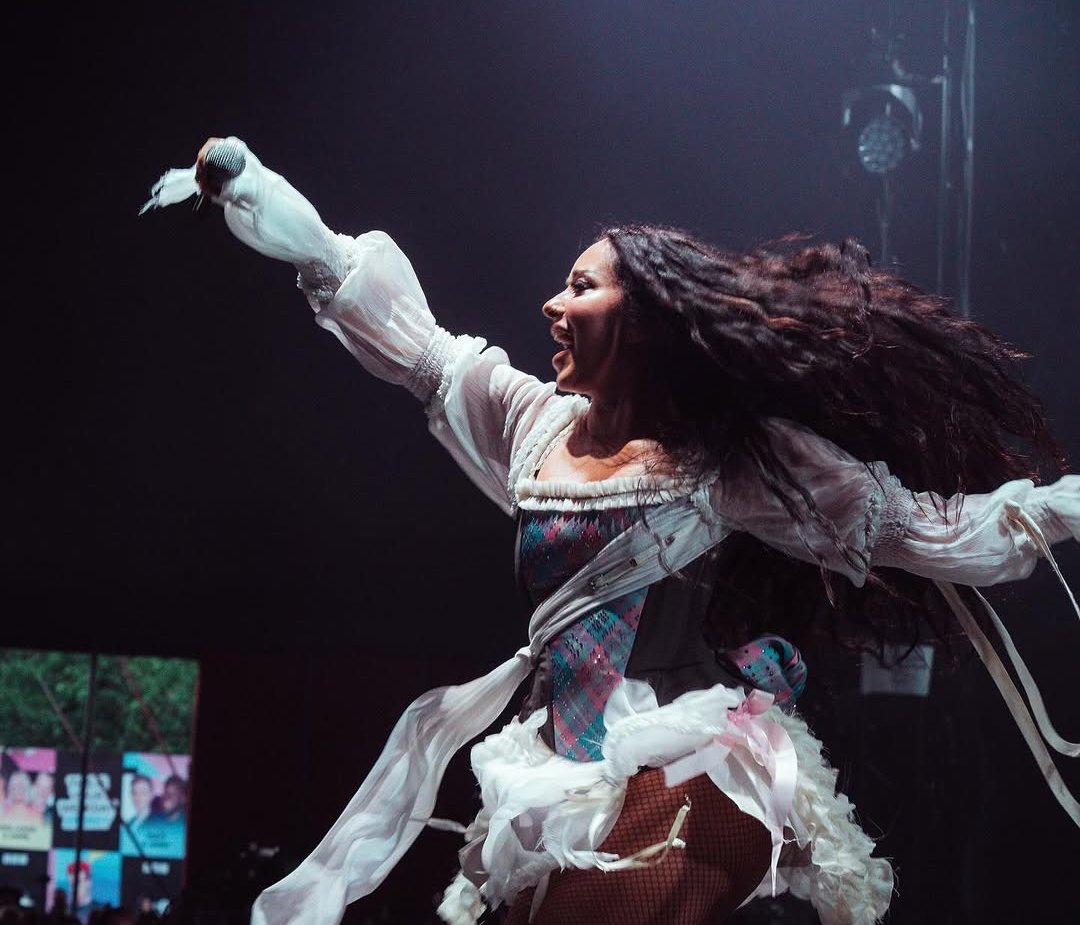 jadechartdata's tweet photo. JADE will be performing at Lollapalooza Chicago from 5.45 PM to 6.45 PM with an hour set on the Allianz Stage (formerly the LakeShore Stage)!

#ThatsShowbizBaby
#JADE @JadeThirlwall https://t.co/eH1Is4DWmu