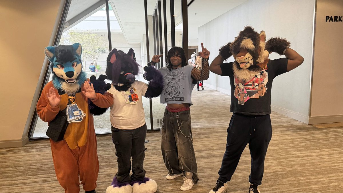 Not_Dom23's tweet photo. 🥺❤️ I loved every minute of being with my guys. We had so much fun.

Yall mean the world to me ❤️🐶

@Louslewdss @TytheDoberman @SubtoCain @callmexkingx @PapiMontelobo @FrozenStarch @BisuKyu https://t.co/EVWxyxYvXf