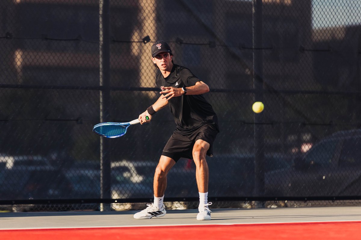 TexasTechMTEN's tweet photo. Congratulations to our four CSC Academic All-District selections, Felipe, Ludo, Tyler &amp; Thiago 📚 https://t.co/sJTvDttujn