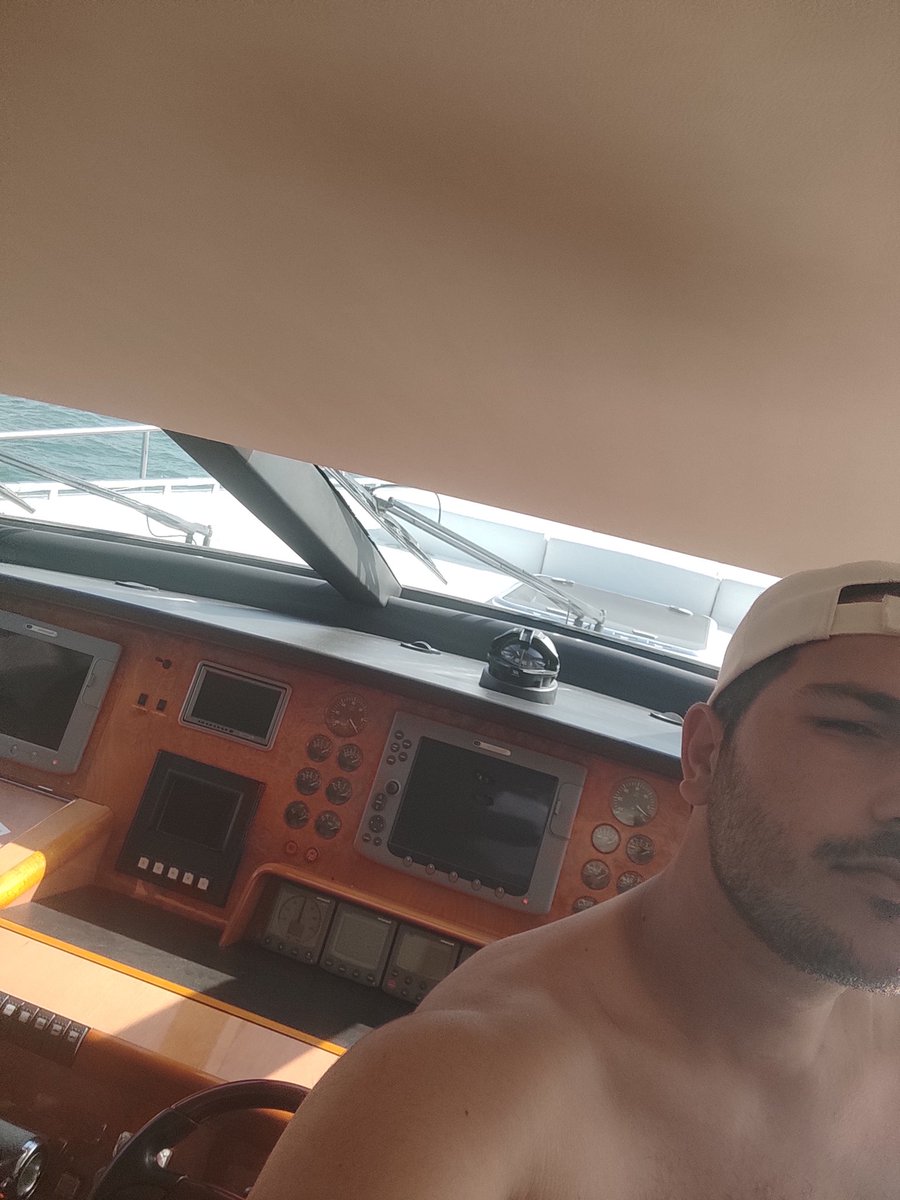 ulusdem1r's tweet photo. fış fış fış ⚓ https://t.co/YJ5j2ezUth