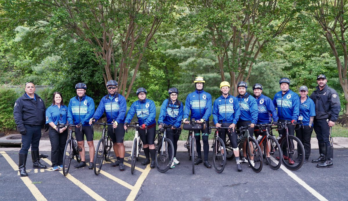 OrlandoPolice's tweet photo. Final day. Final miles.

This afternoon, our officers will arrive in Washington, D.C., completing a 300+ mile journey to honor fallen officers at the @NLEOMF.

Every mile ridden was driven by purpose and remembrance. #NationalPoliceWeek #PoliceUnityTour https://t.co/NGj5jvcft9