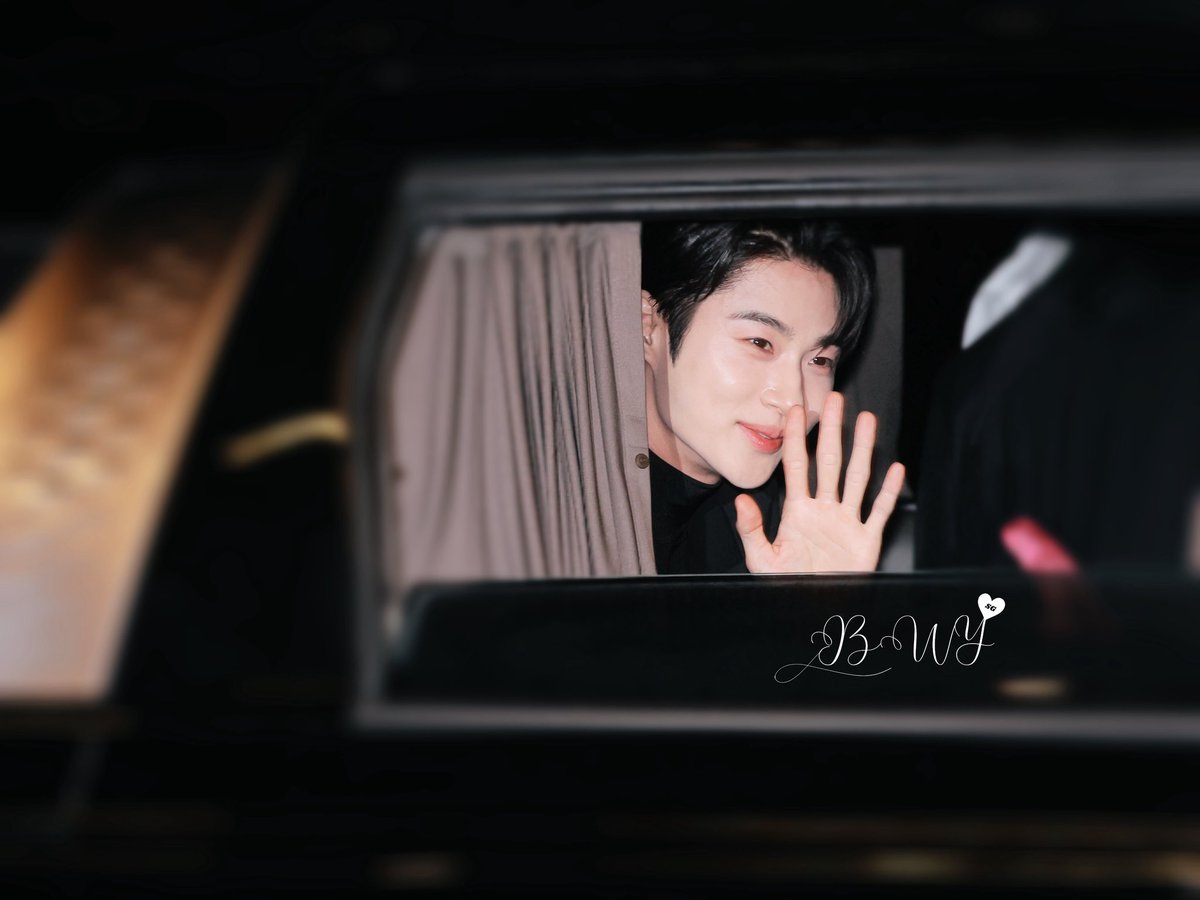 👋🏻~